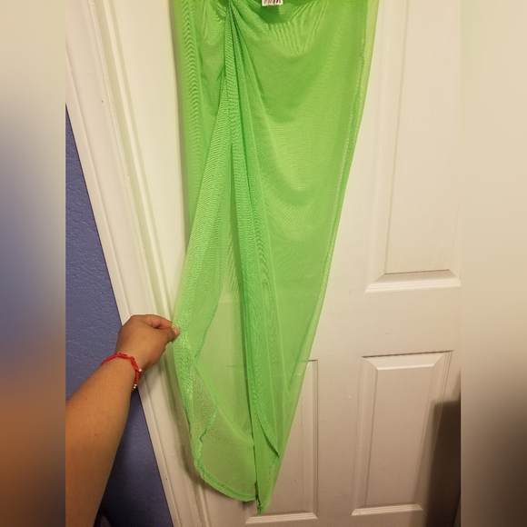 NWT Sabora Skirt Neon Green Swimwear cover up Size M - Picture 5 of 6
